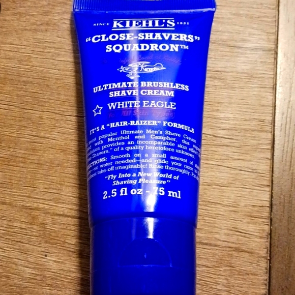 KIEHL'S ULTIMATE BRUSHLESS SHAVE CREAM - Picture 1 of 2